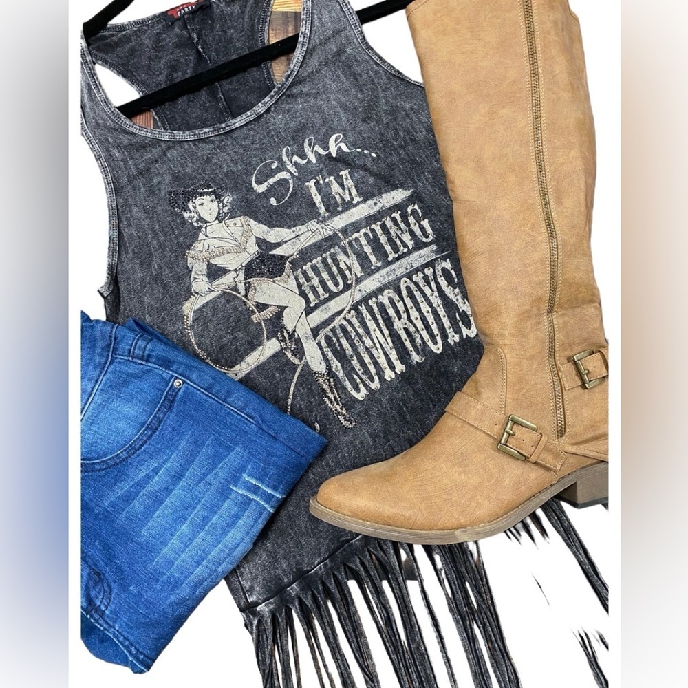 NWOT Shhh I'm Hunting Cowboys Black Distressed Western Tank Top Women's Medium M - Picture 5 of 14
